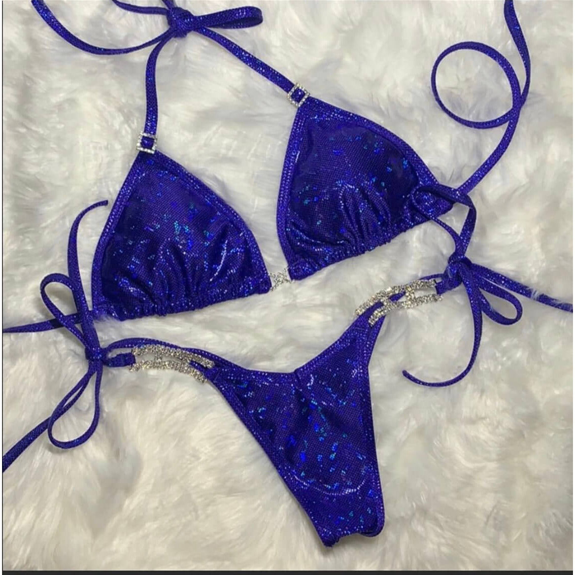 Wellness posing suit