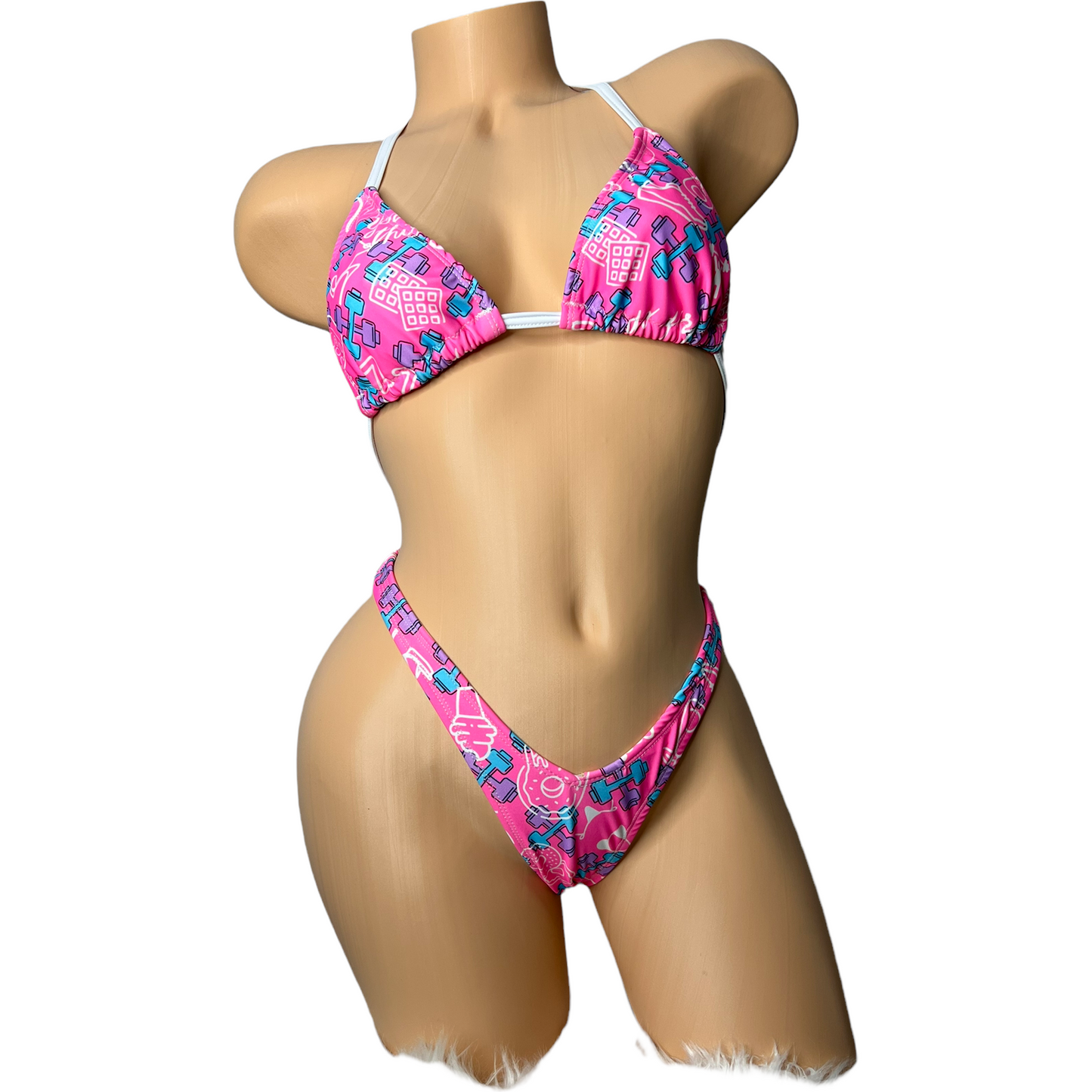 PREPLIFE figure posing bikini